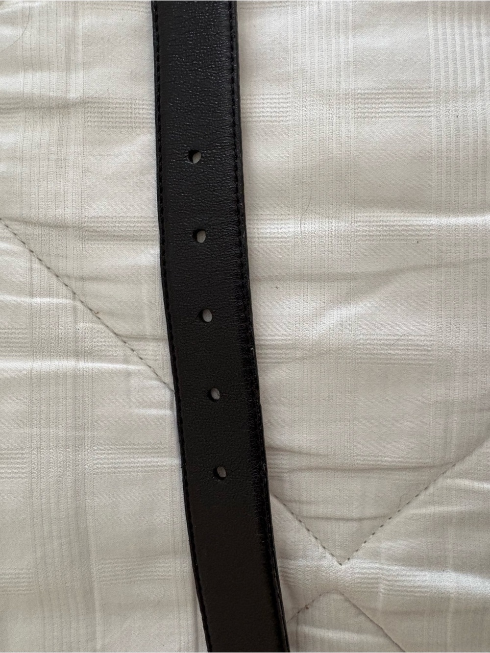 Donna Karan Black Leather Belt with Gold Buckle - Picture 7 of 10